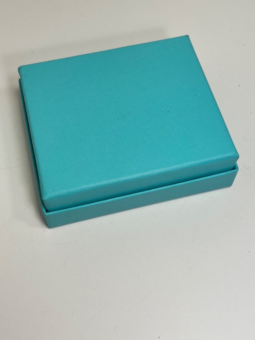 TIFFANY & Co. GIFT BOX Empty -Tiffany Blue Jewelry Box - Picture 4 of 4